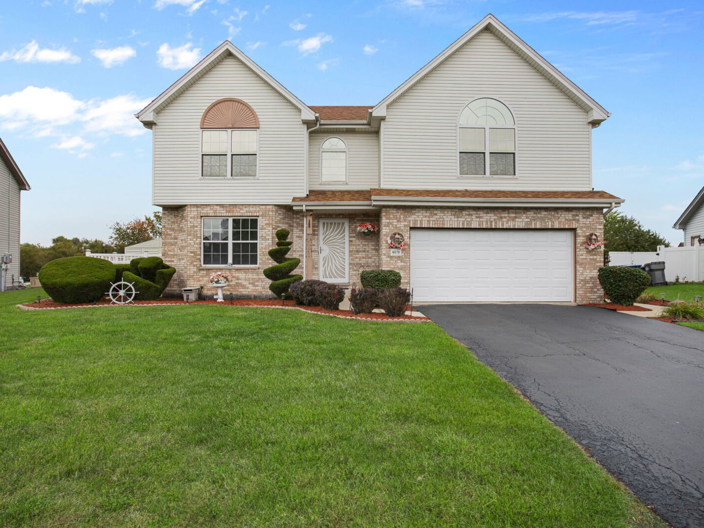 4670 W Lilac Avenue, Monee, IL 60449