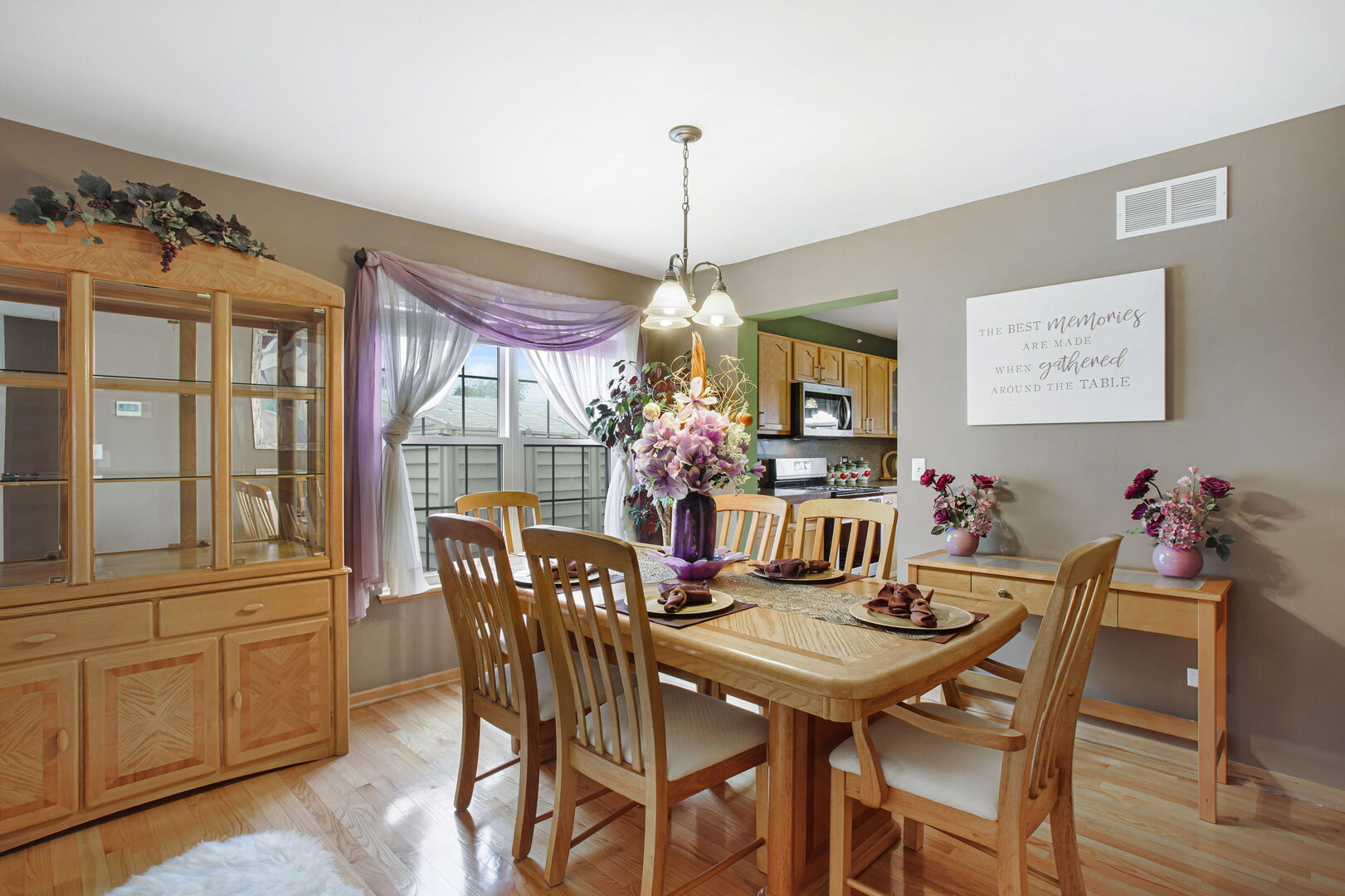 4670 W Lilac Avenue, Monee, IL 60449