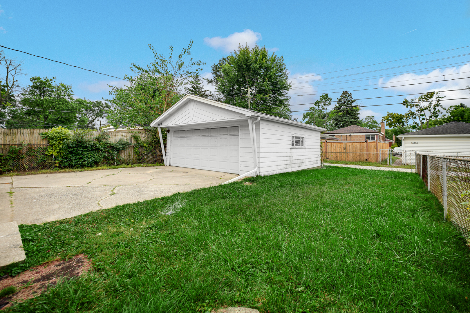 14238 Woodlawn Avenue, Dolton, IL 60419