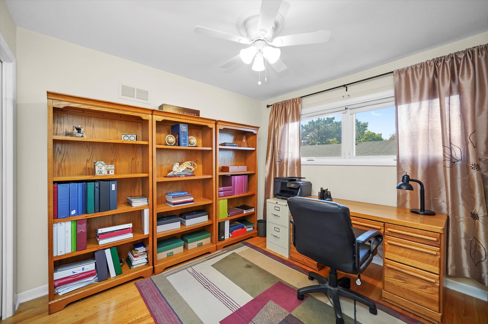 7713 Arcadia Street, Morton Grove, IL 60053