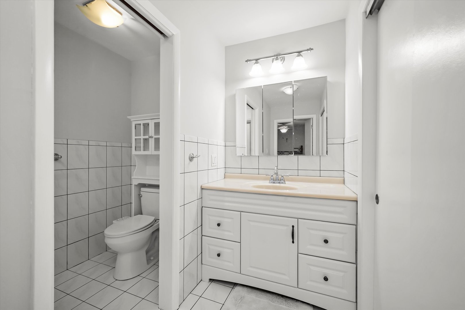 7713 Arcadia Street, Morton Grove, IL 60053