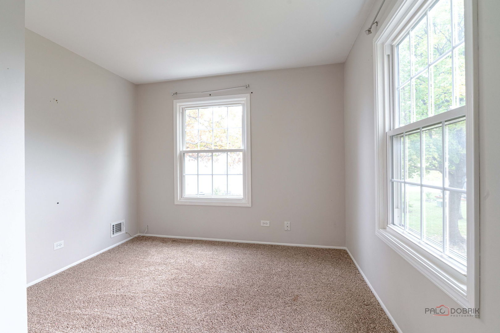 1100 Oak Valley Drive #1100, Cary, IL 60013