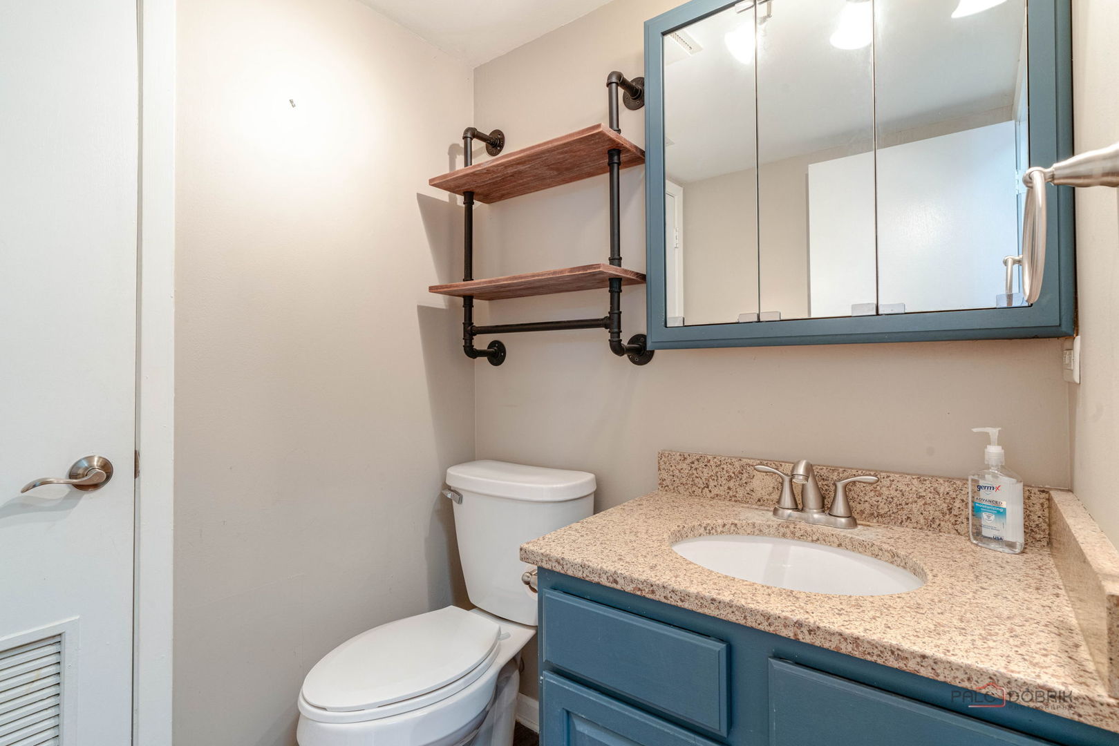 1100 Oak Valley Drive #1100, Cary, IL 60013