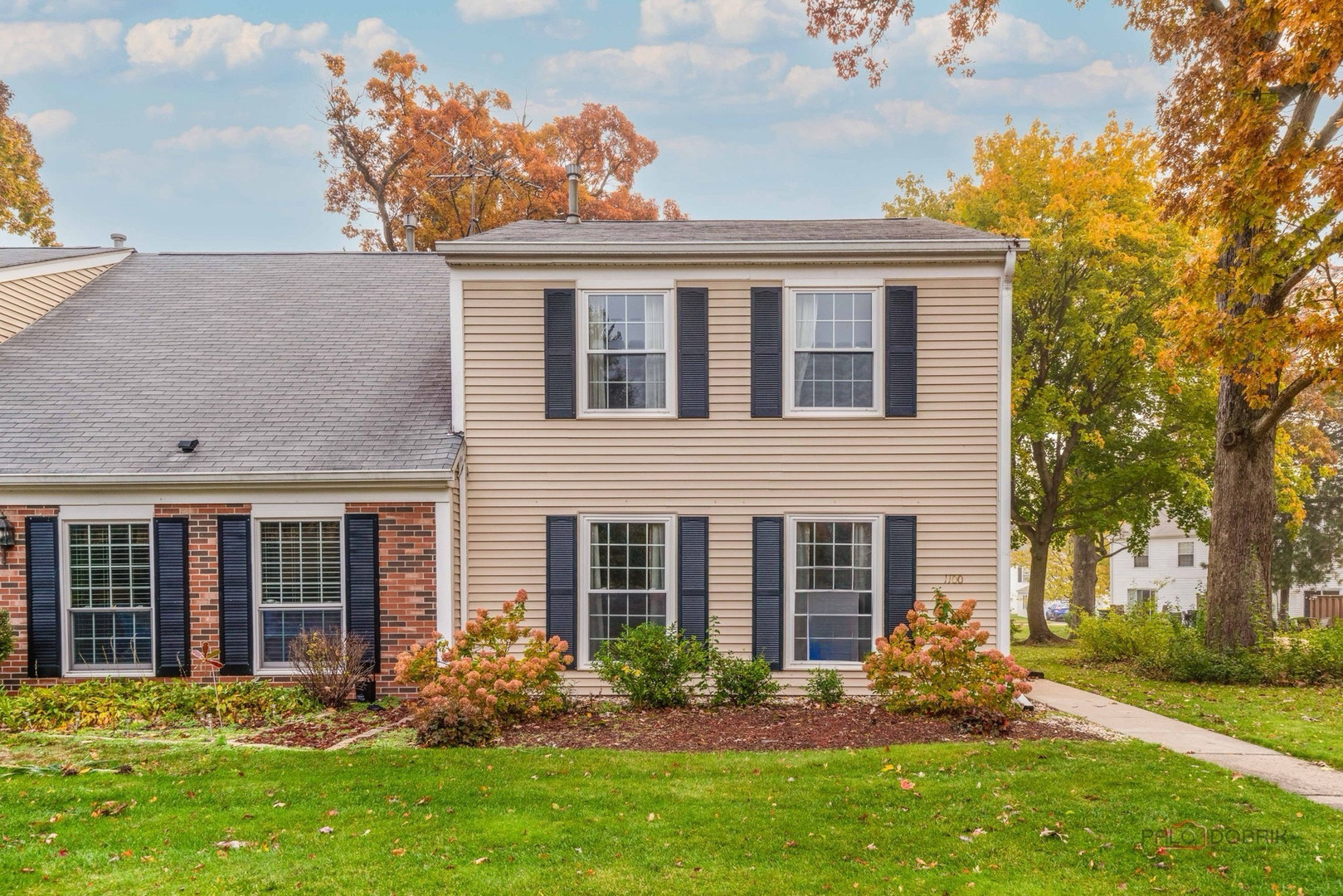 1100 Oak Valley Drive #1100, Cary, IL 60013