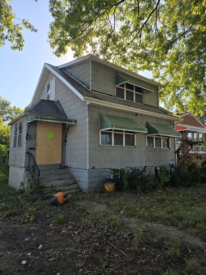 11367 S Aberdeen Street, Chicago, IL 60643