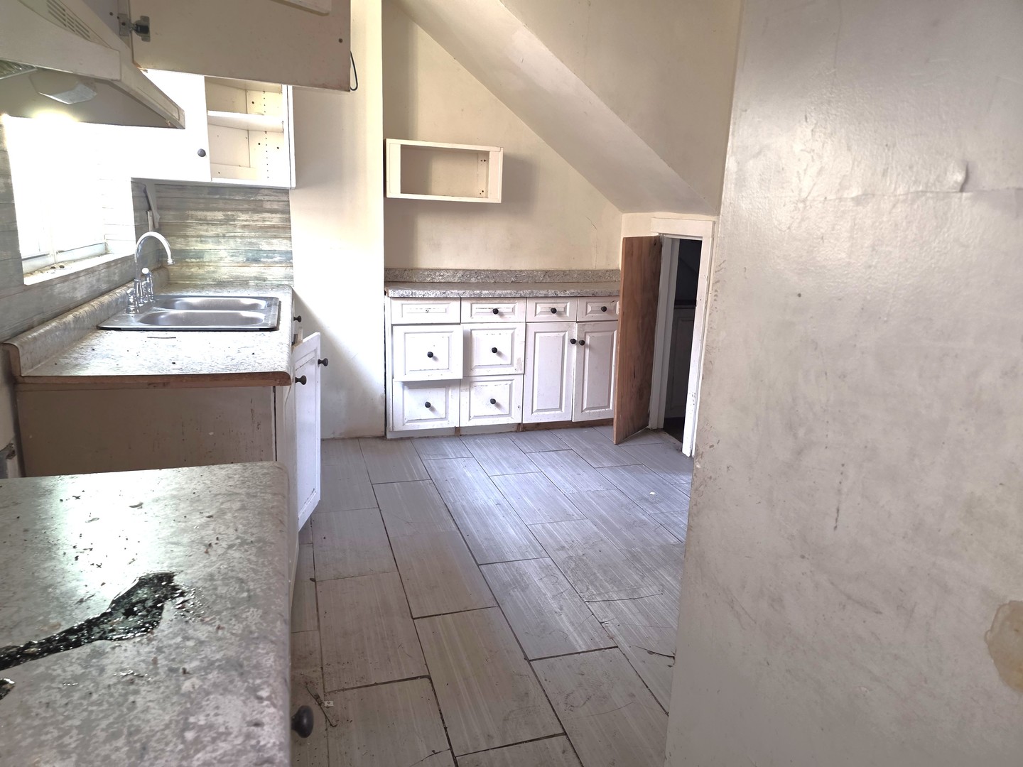 11367 S Aberdeen Street, Chicago, IL 60643