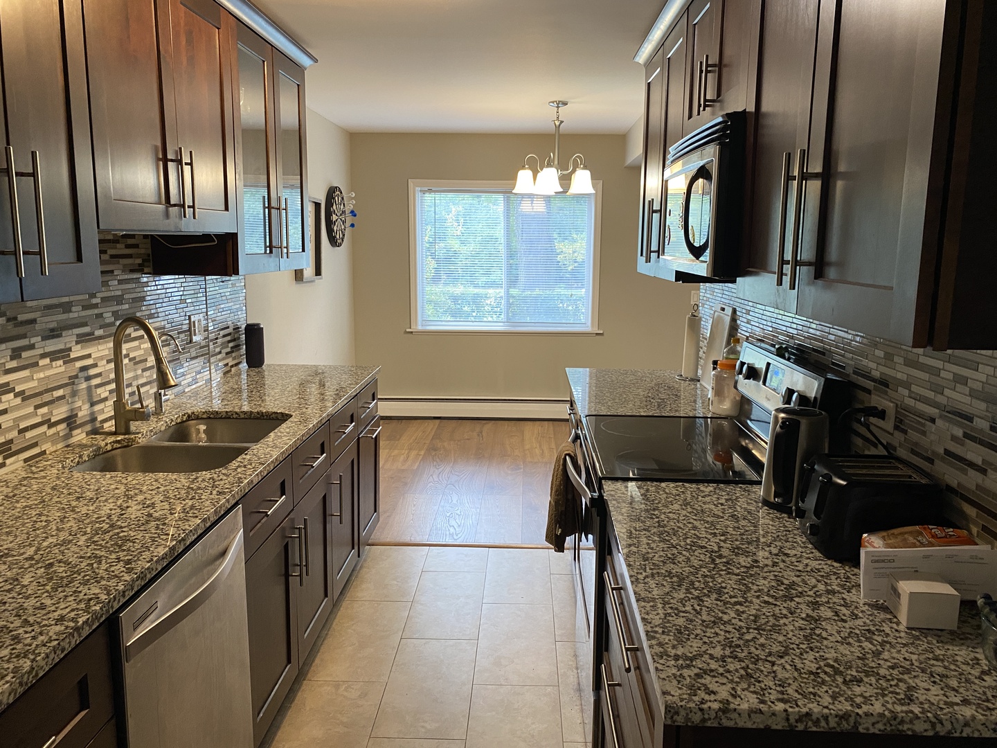 1215 N Waterman Avenue #1J, Arlington Heights, IL 60004