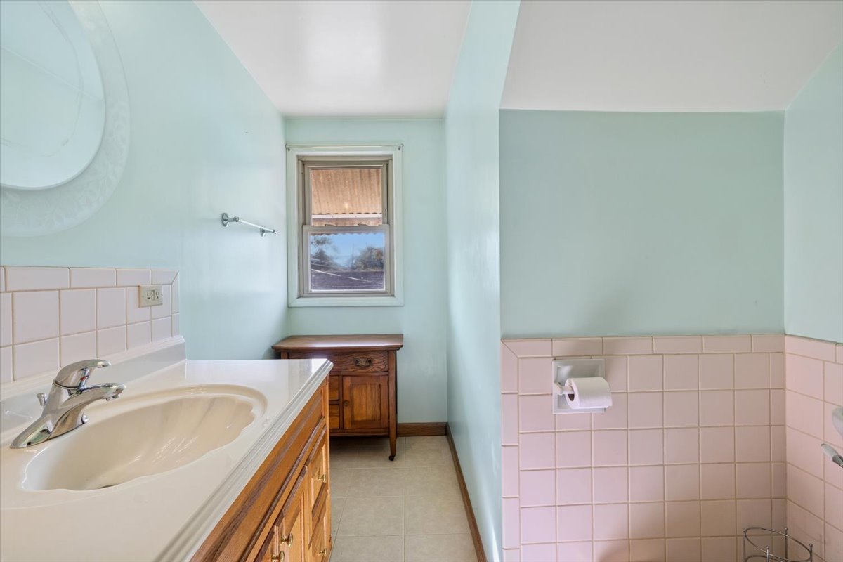 7841 44th Street, Lyons, IL 60534