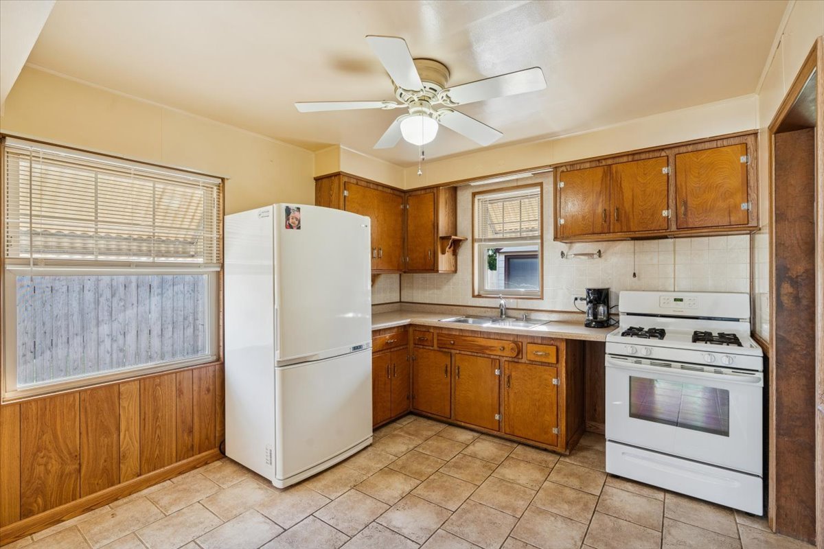 7841 44th Street, Lyons, IL 60534