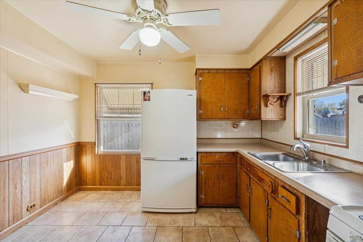 7841 44th Street, Lyons, IL 60534