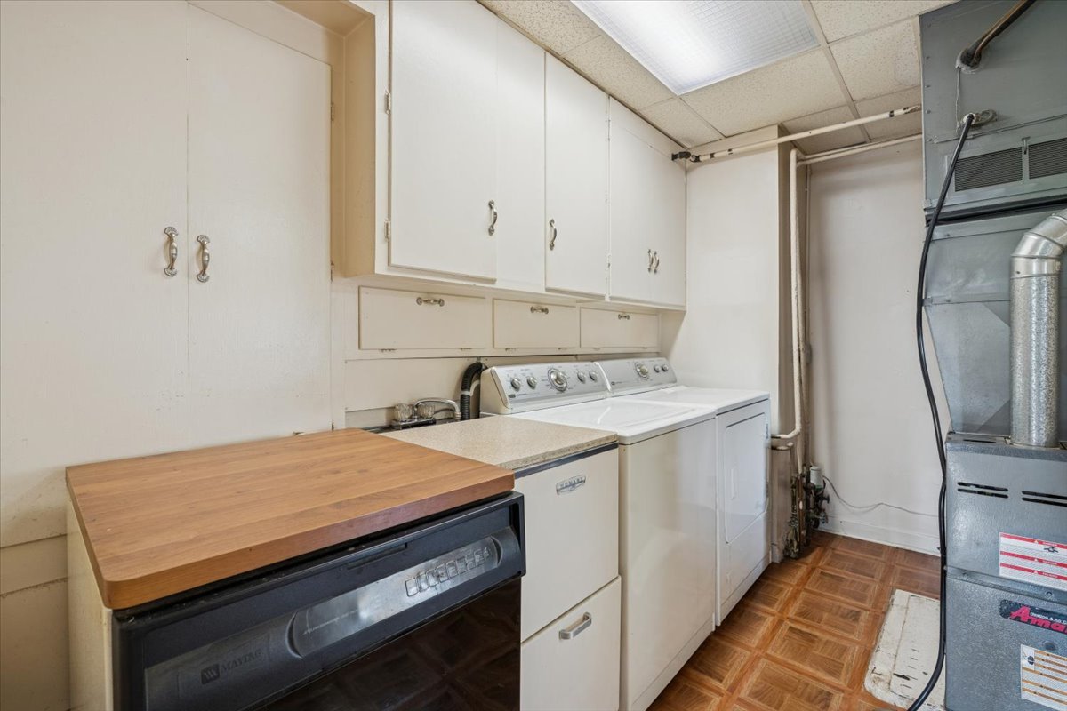 7841 44th Street, Lyons, IL 60534