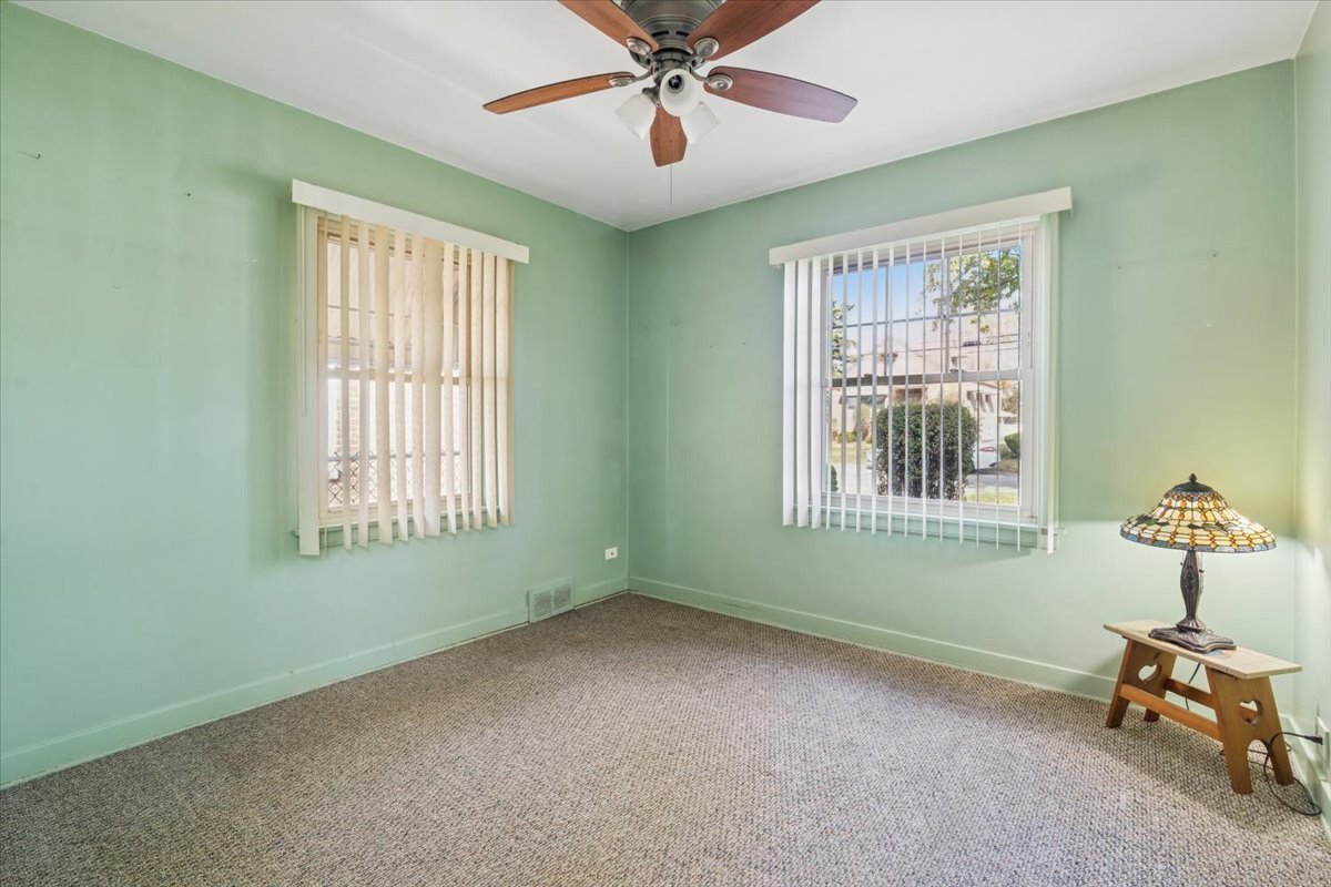 7841 44th Street, Lyons, IL 60534