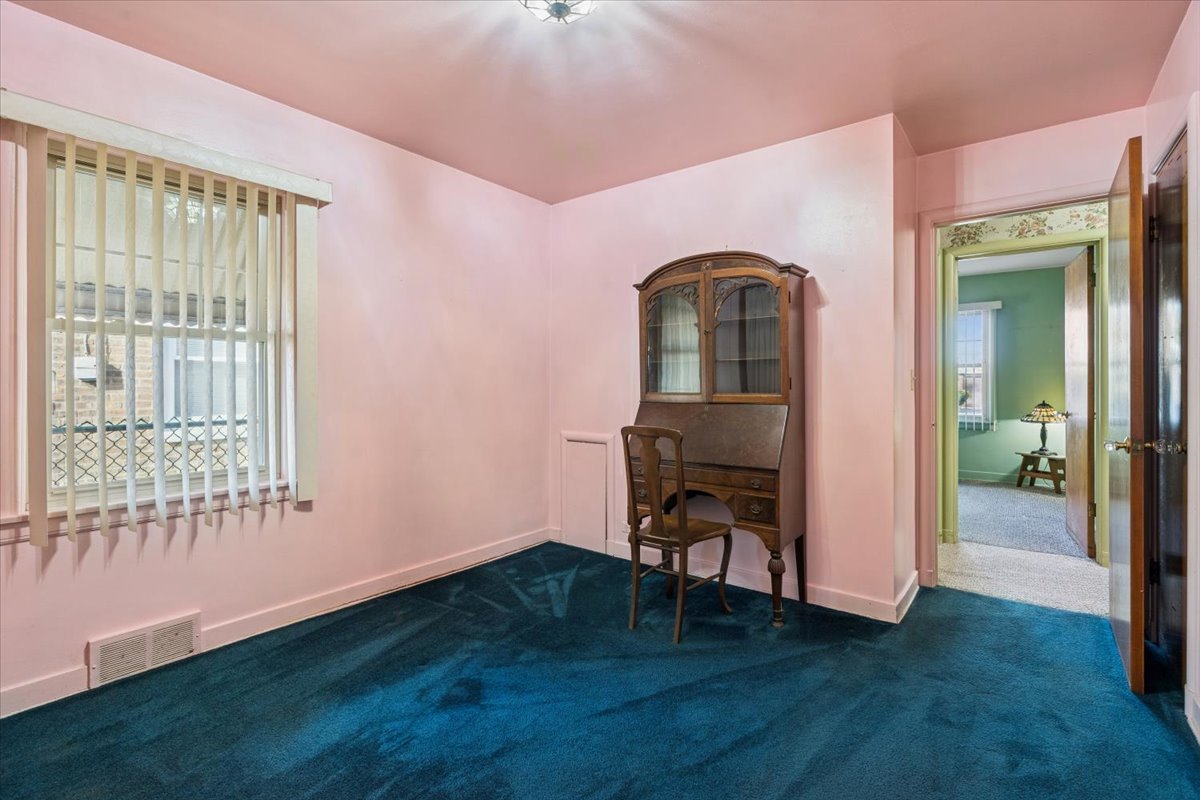 7841 44th Street, Lyons, IL 60534