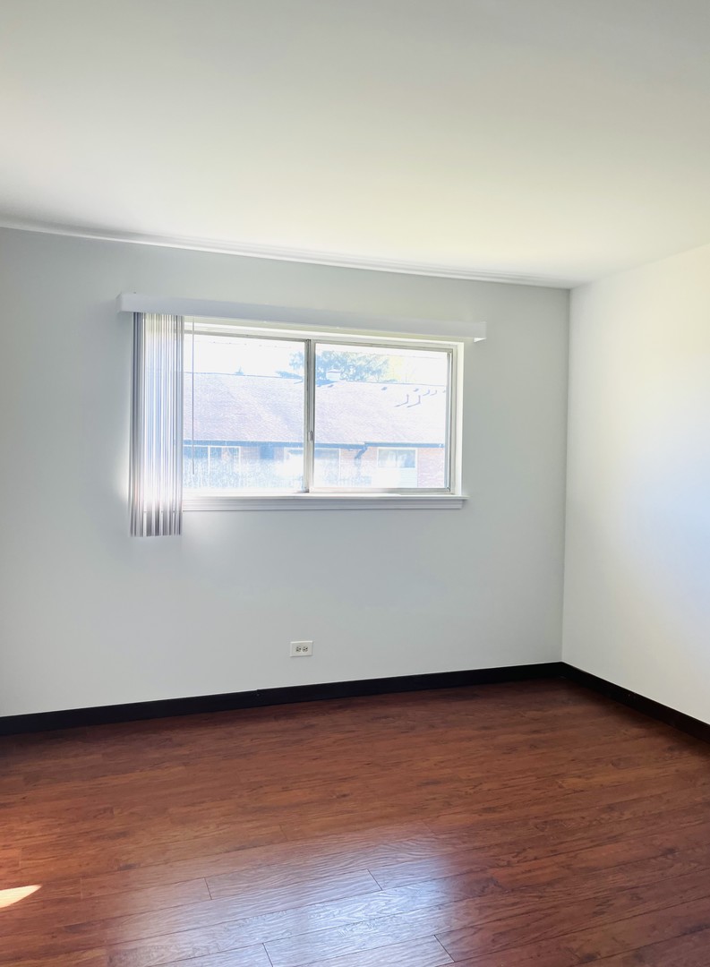 14B Kingery Quarter #207, Willowbrook, IL 60527