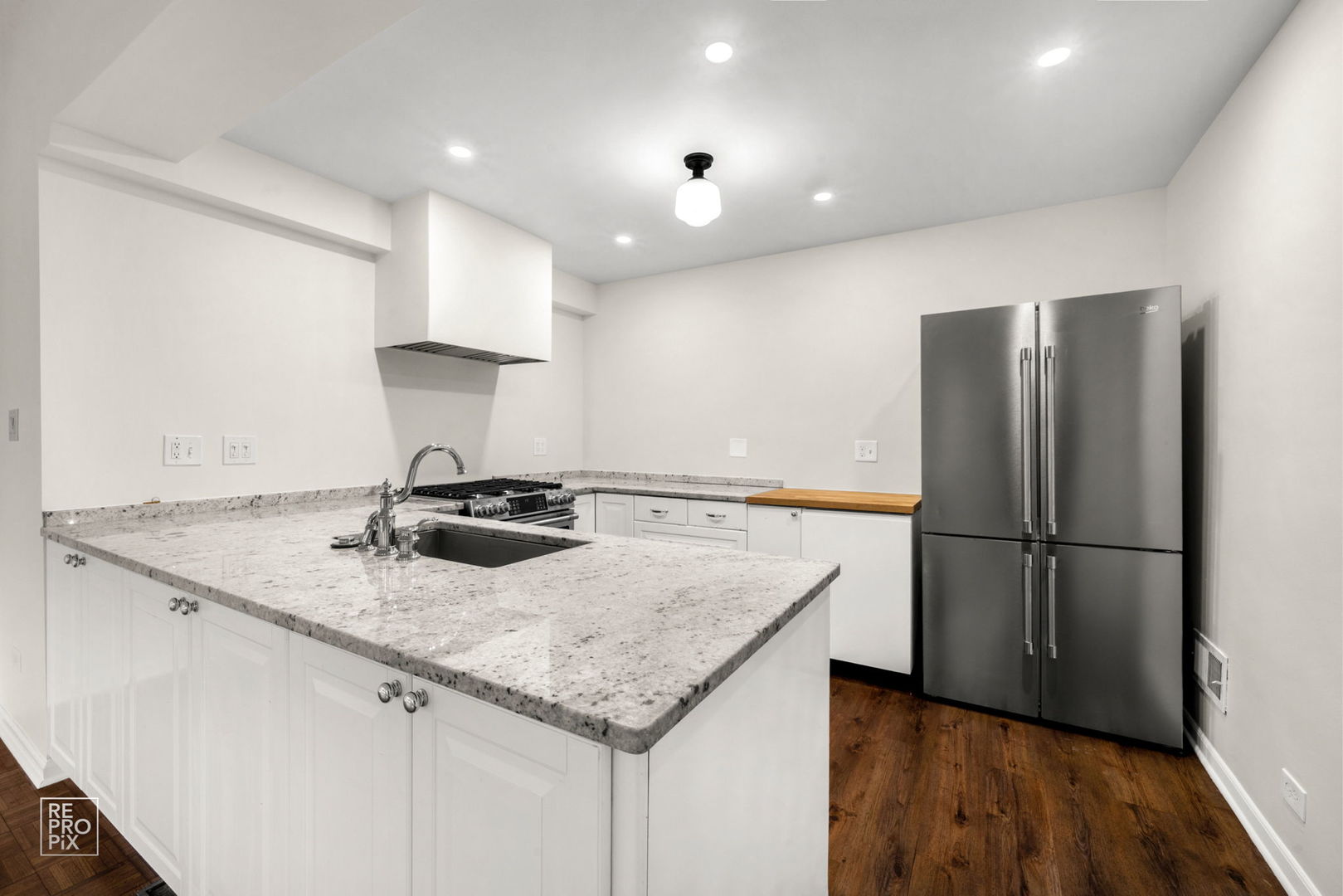 238 Grant Avenue, Clarendon Hills, IL 60514