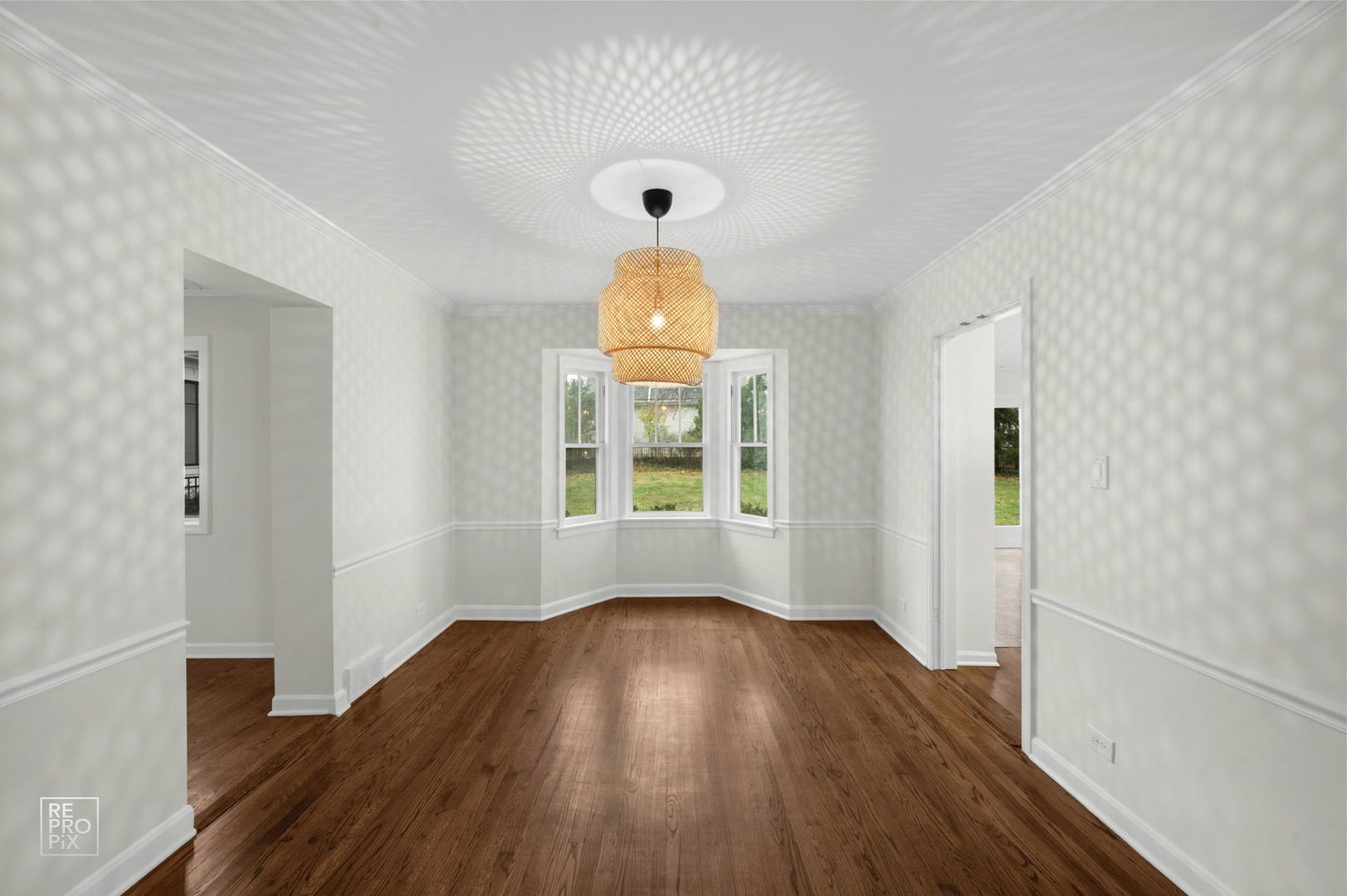 238 Grant Avenue, Clarendon Hills, IL 60514