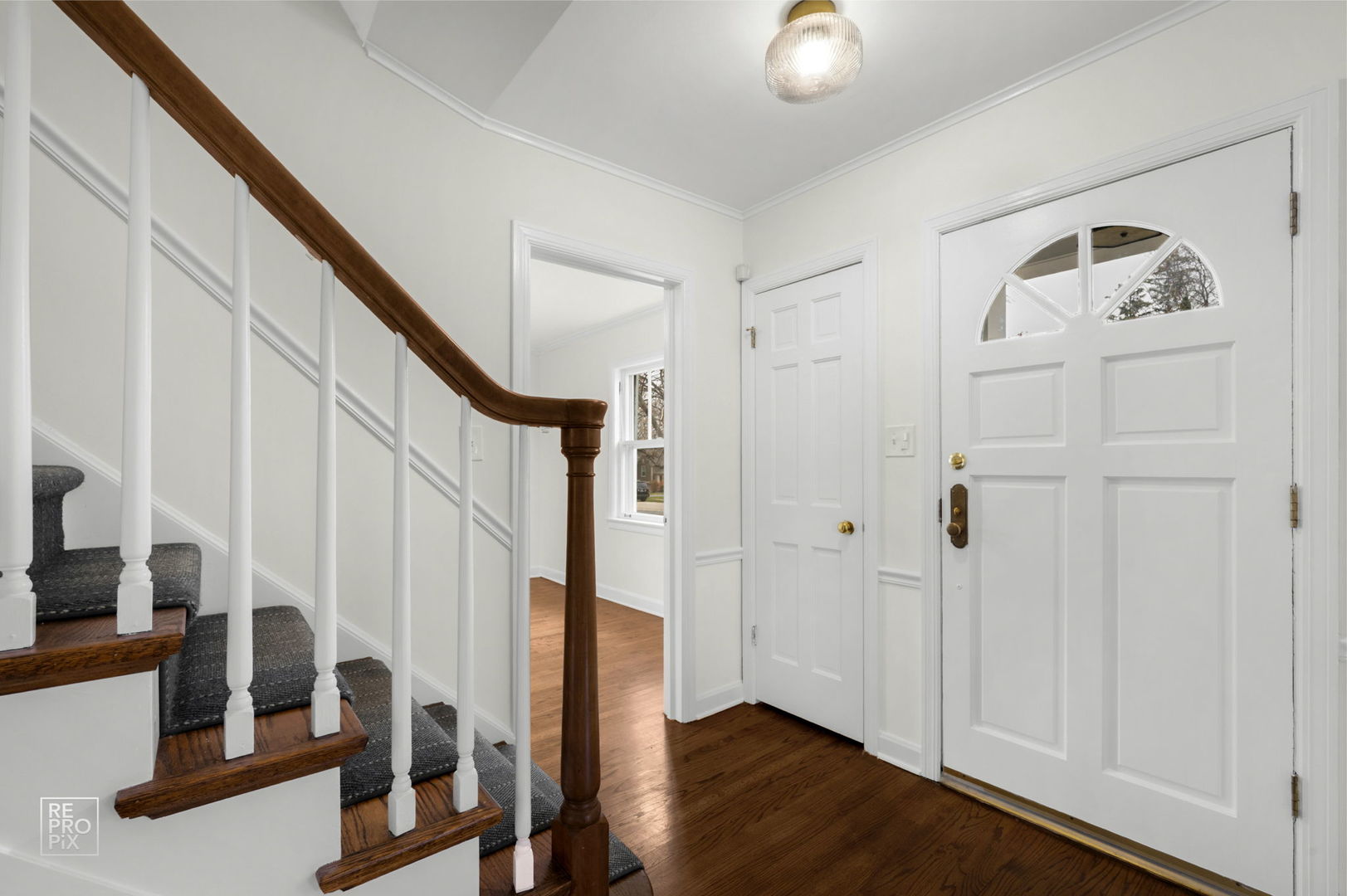 238 Grant Avenue, Clarendon Hills, IL 60514