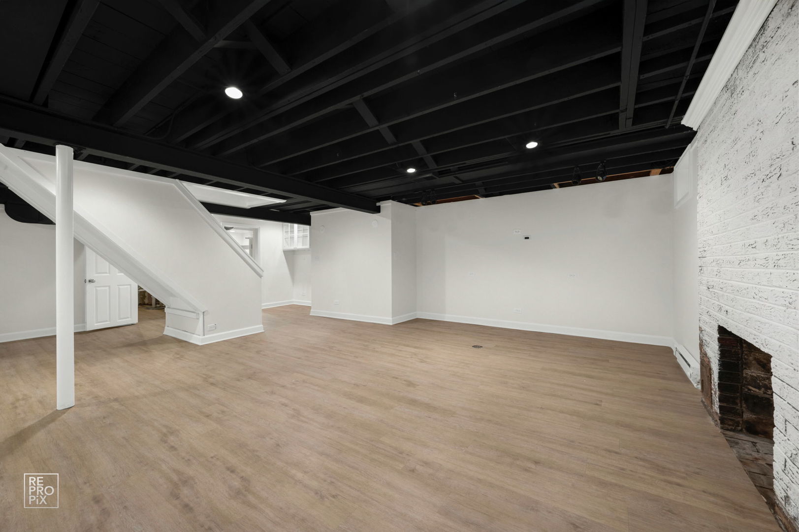 238 Grant Avenue, Clarendon Hills, IL 60514