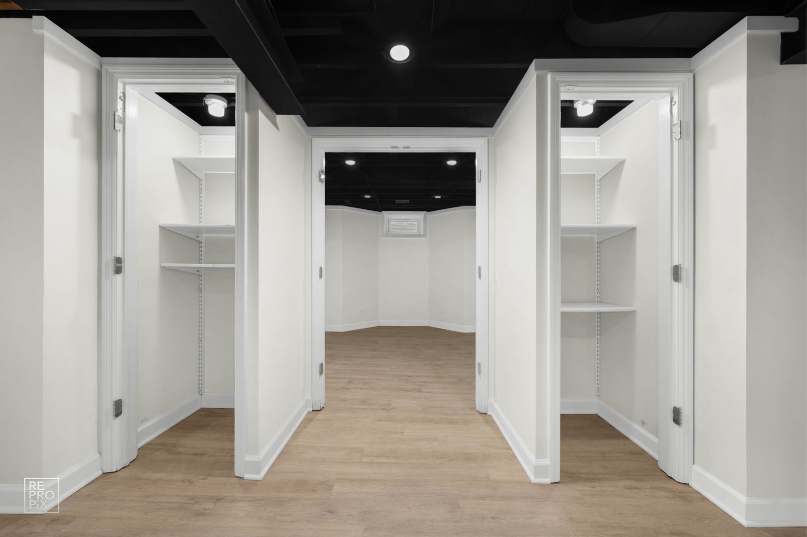 238 Grant Avenue, Clarendon Hills, IL 60514