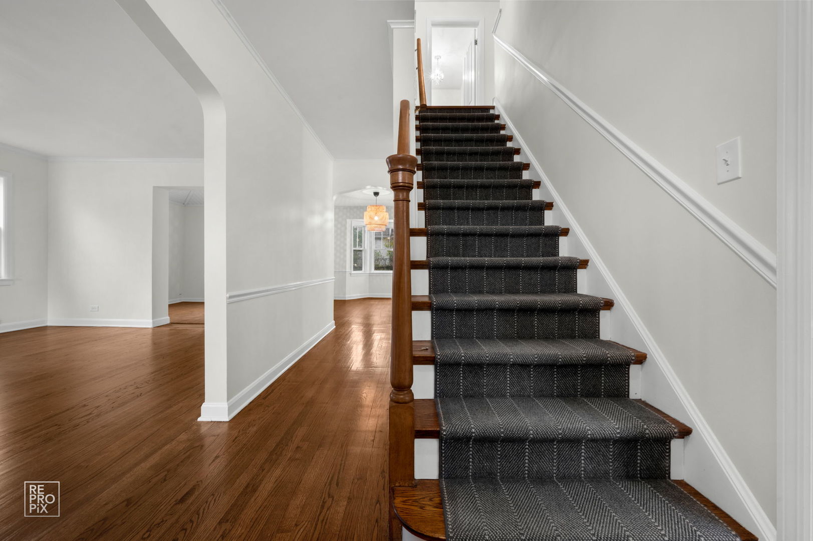 238 Grant Avenue, Clarendon Hills, IL 60514