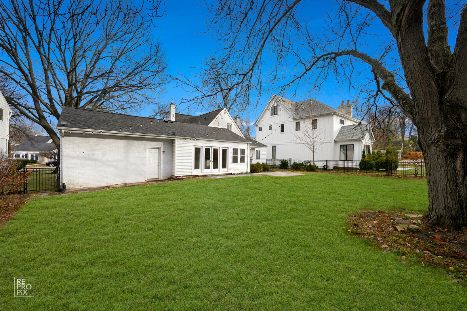 238 Grant Avenue, Clarendon Hills, IL 60514