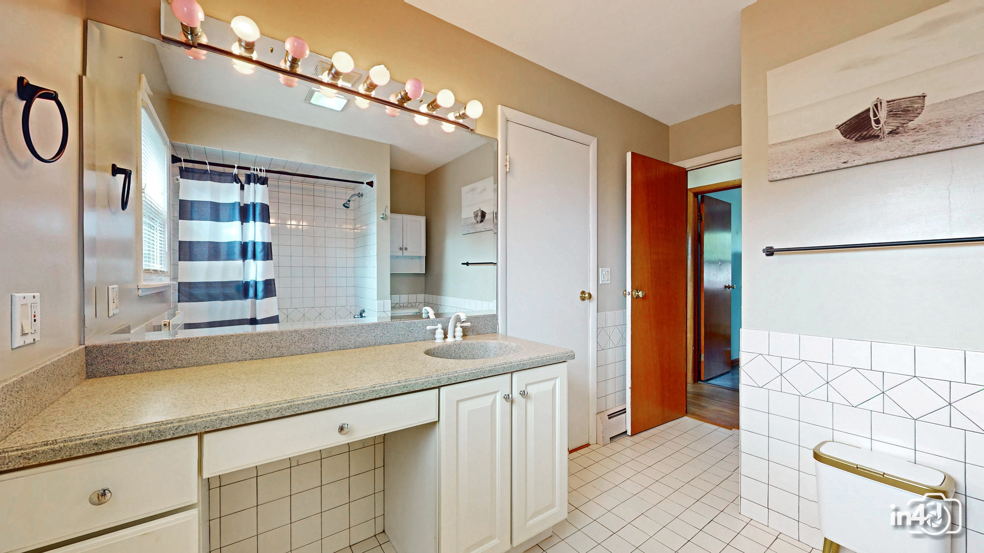 3211 Rugby Court, Waukegan, IL 60087