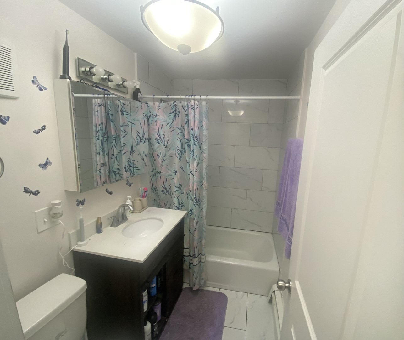 8206 S Jeffery Boulevard #6, Chicago, IL 60617