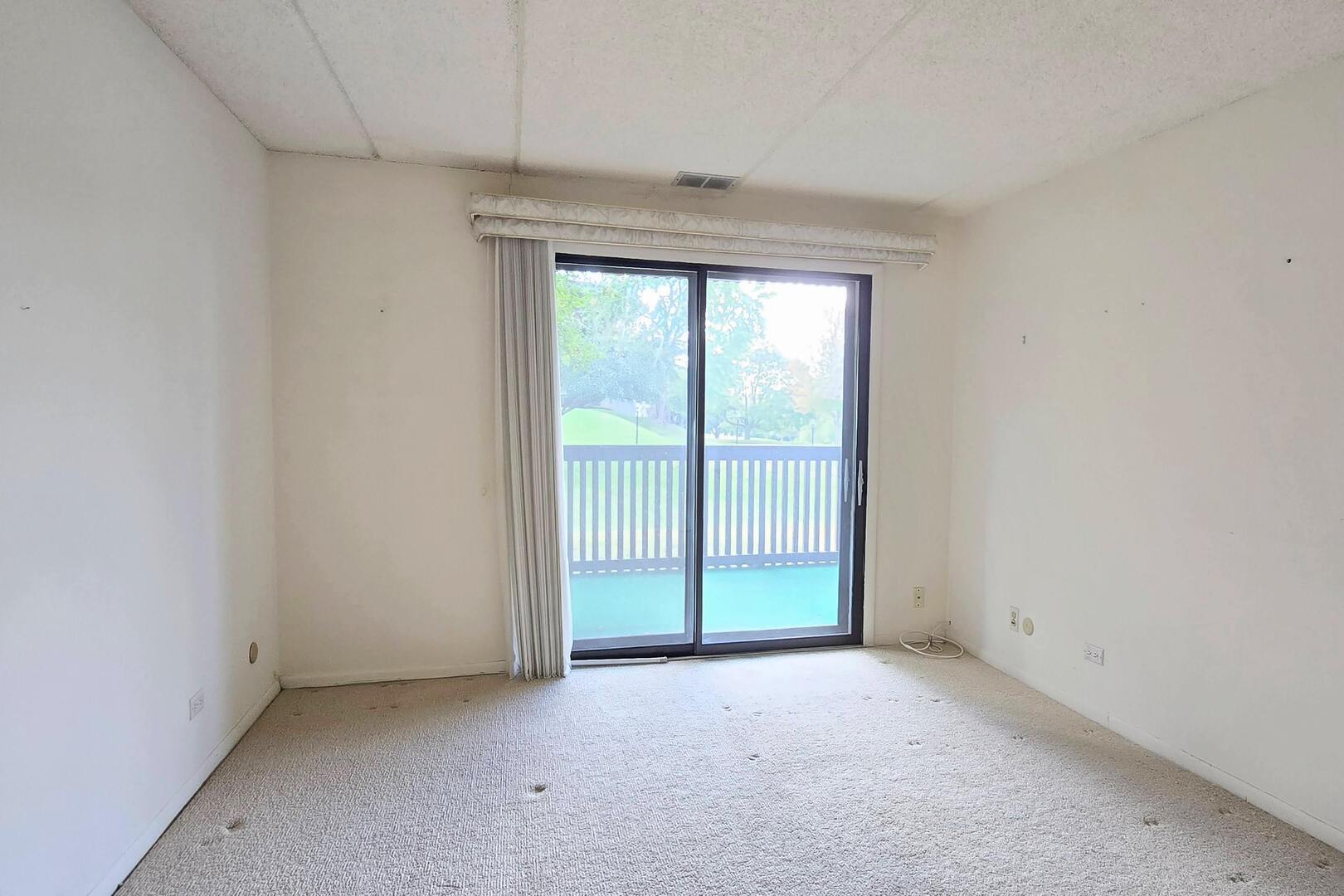 650 Whitney Court #108, Gurnee, IL 60031