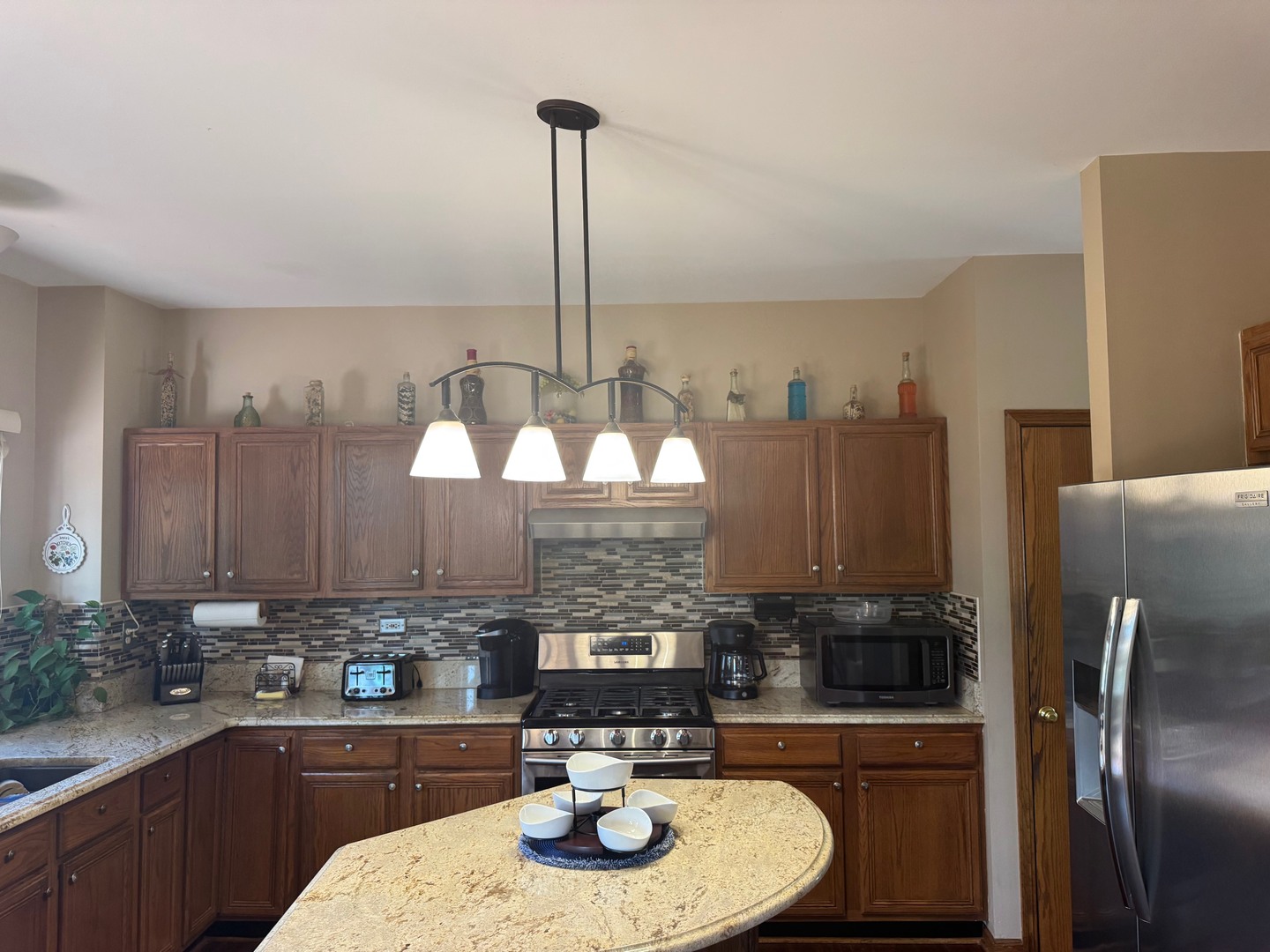 16062 S Lexington Drive, Plainfield, IL 60586