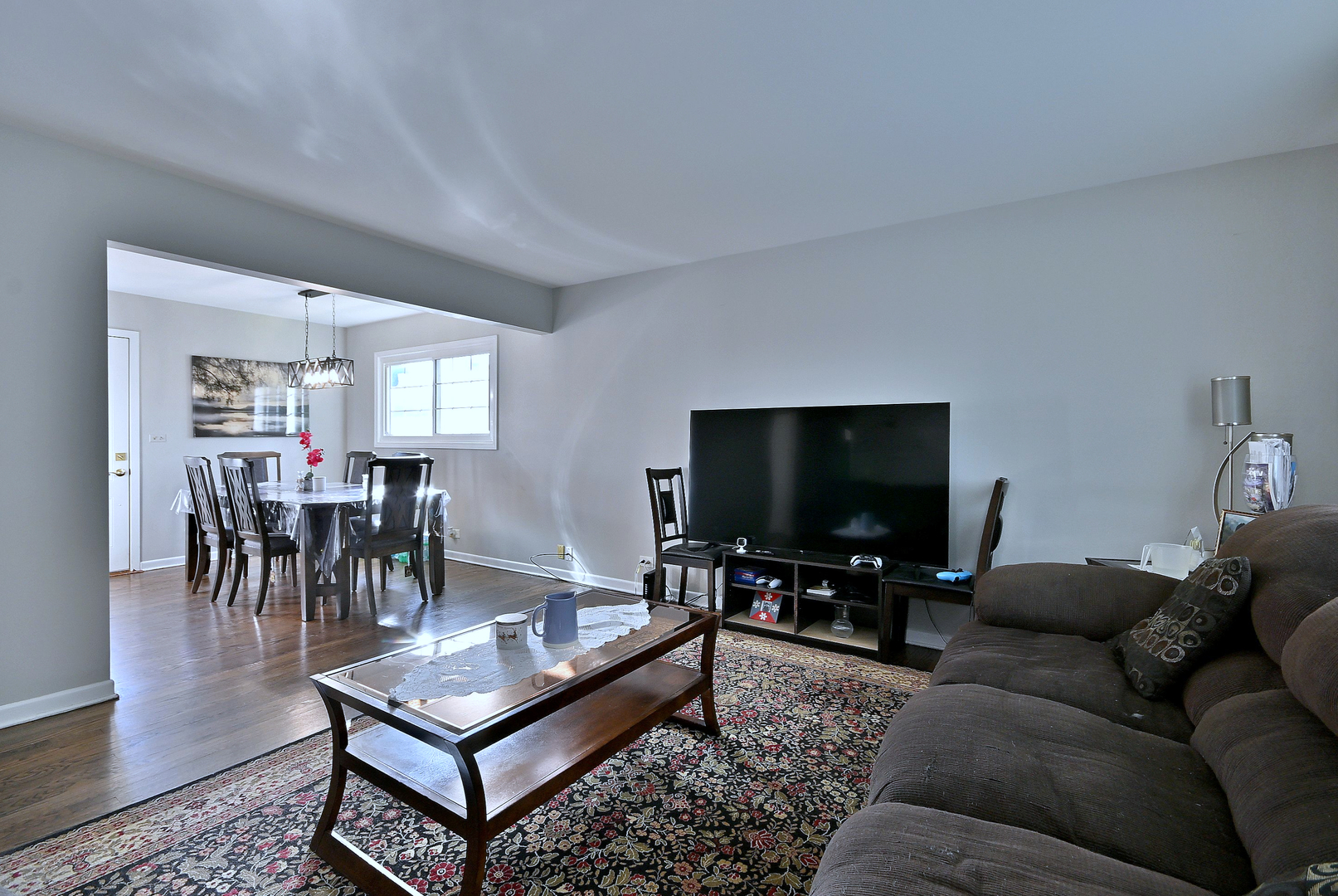 913 S Iowa Street, Addison, IL 60101