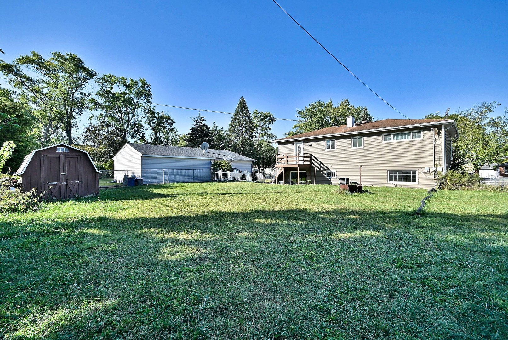 913 S Iowa Street, Addison, IL 60101