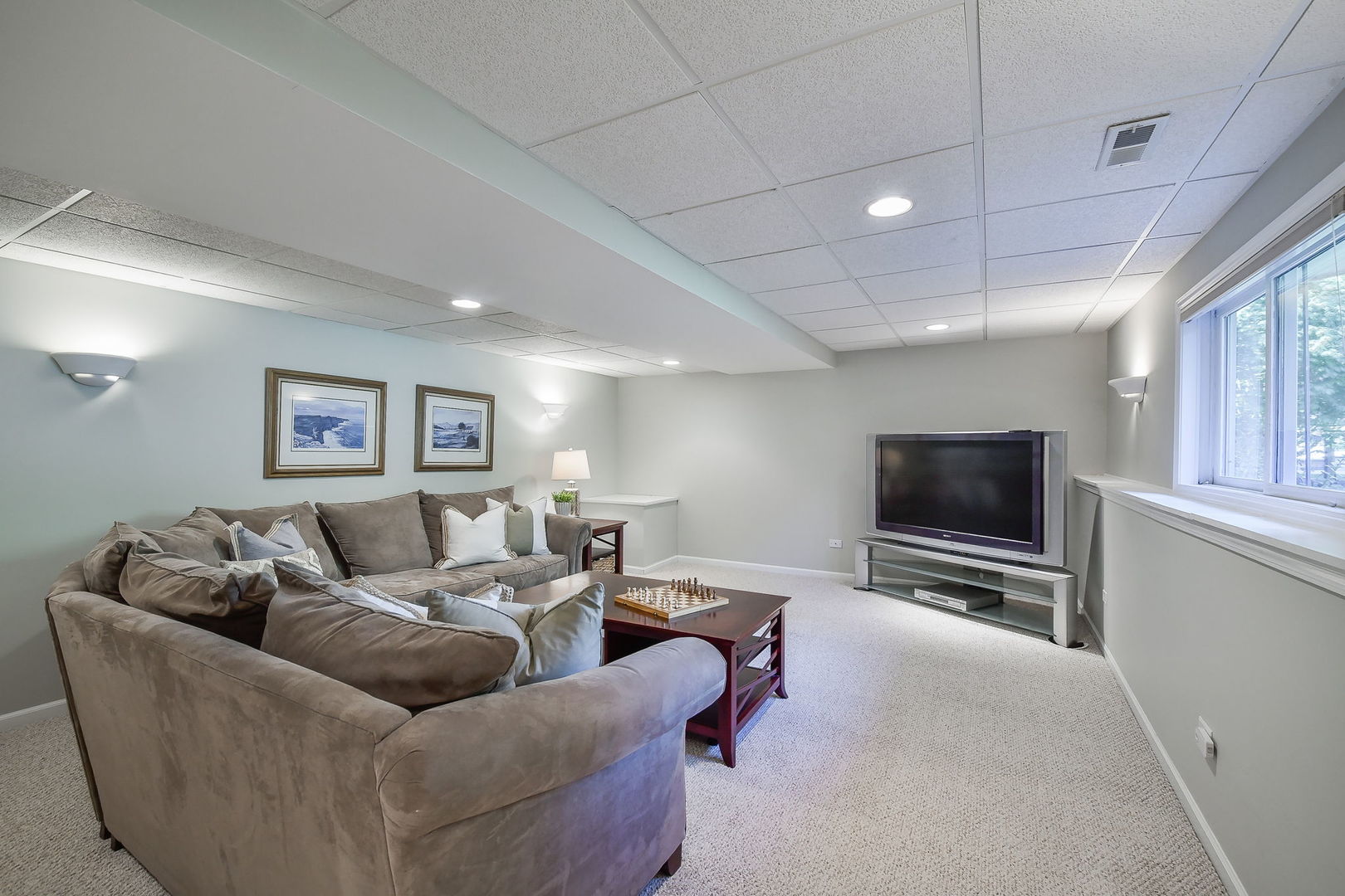 26W276 Thorngate Lane, Winfield, IL 60190