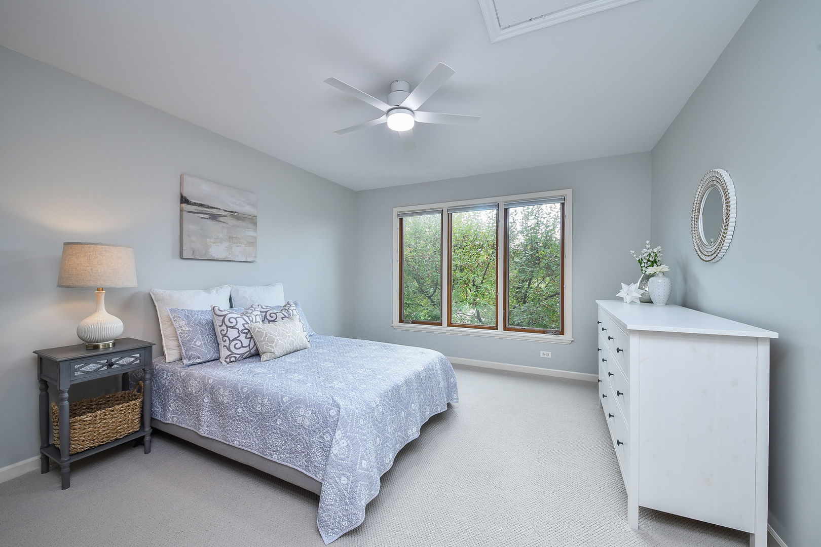 26W276 Thorngate Lane, Winfield, IL 60190