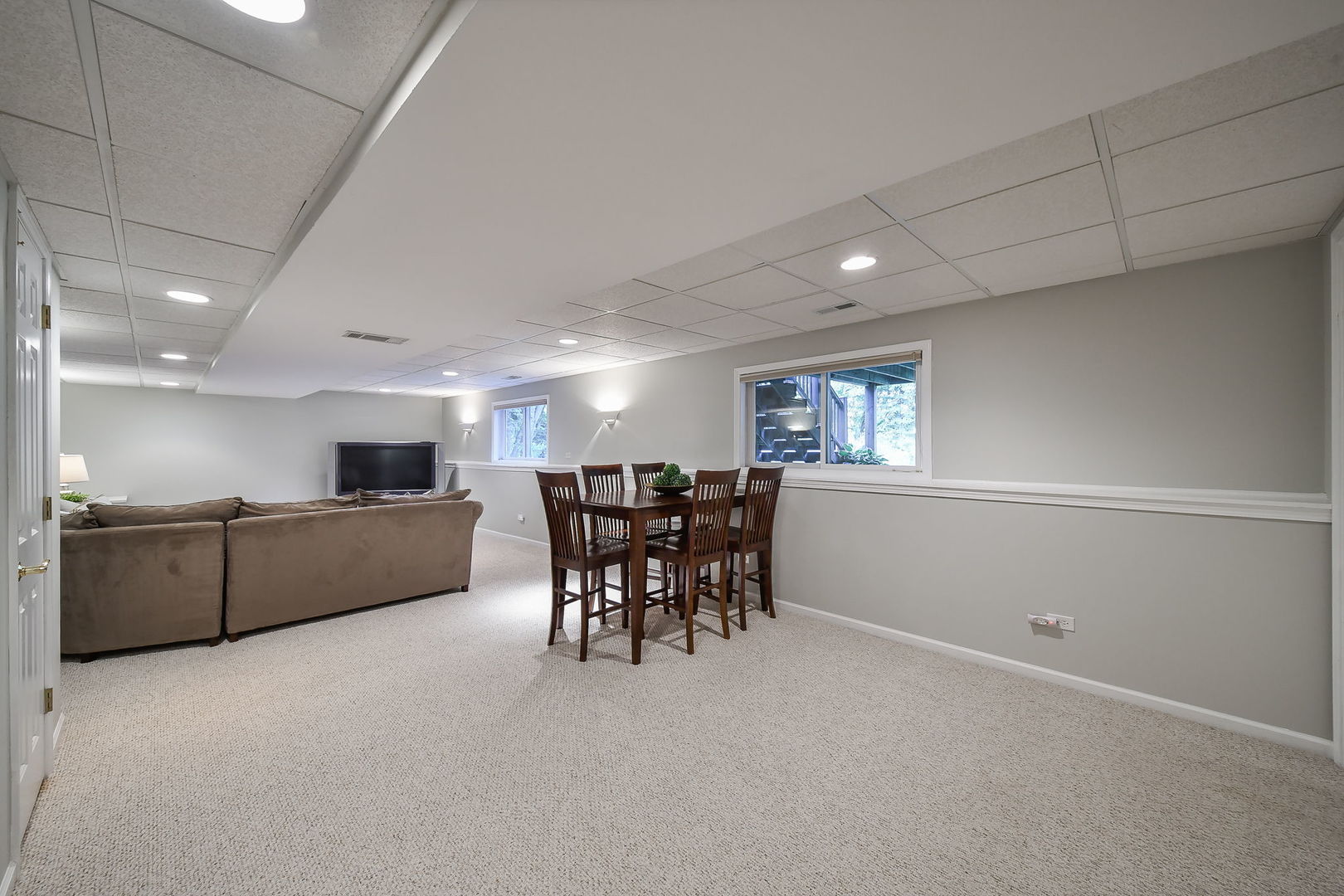 26W276 Thorngate Lane, Winfield, IL 60190