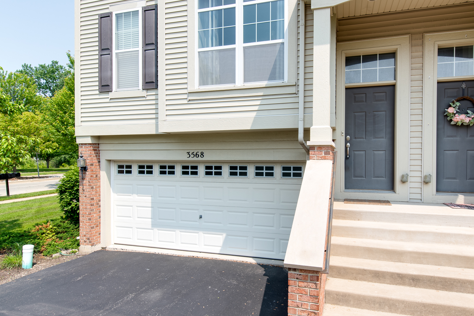 3568 Gabrielle Lane, Aurora, IL 60504