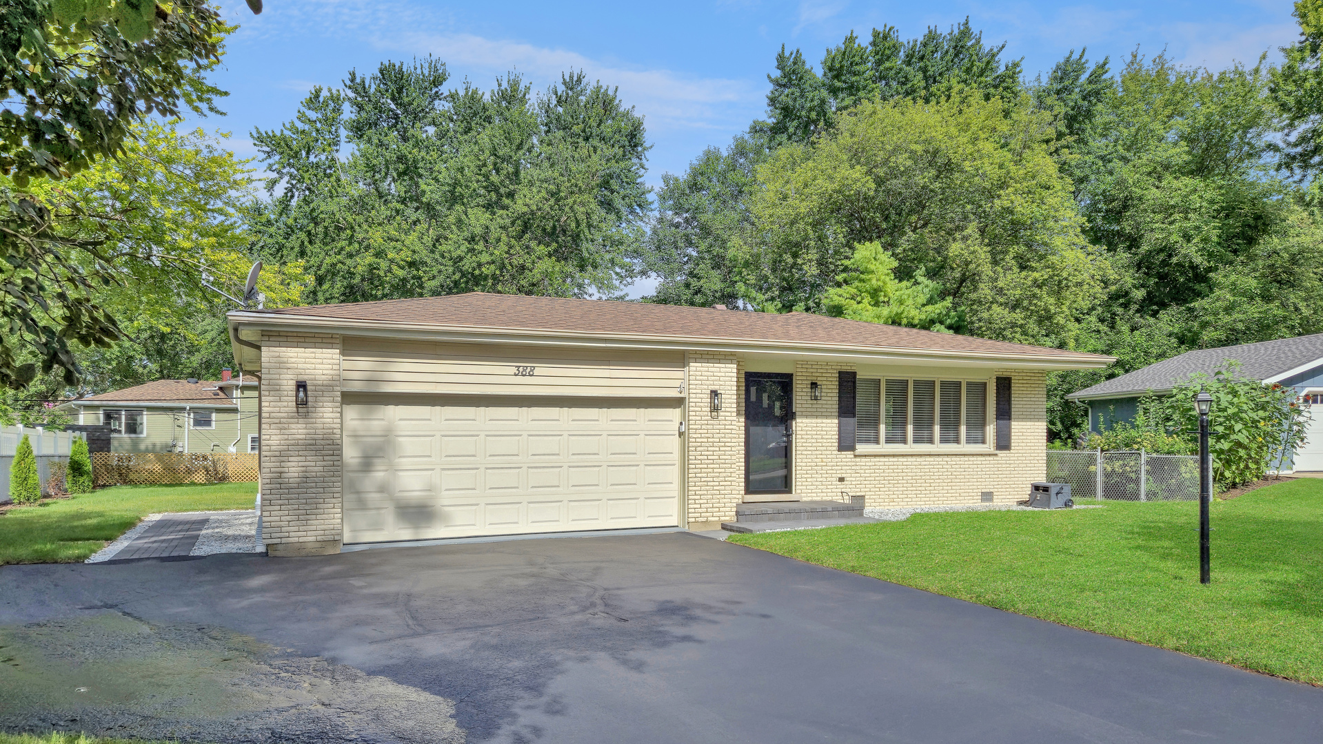 5S388 Allister Lane, Naperville, IL 60563