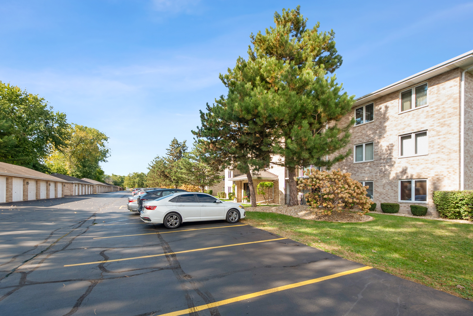 4920 134th Court #206, Crestwood, IL 60418