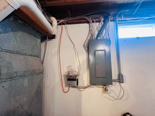 7705 Lakewood Road, Weldon, IL 61882