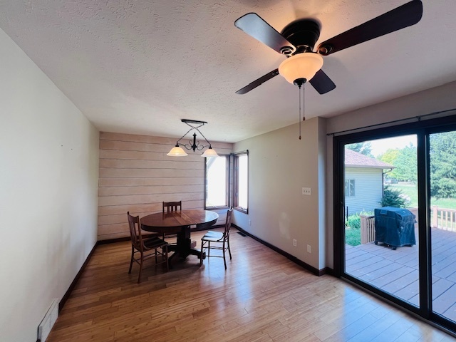 7705 Lakewood Road, Weldon, IL 61882