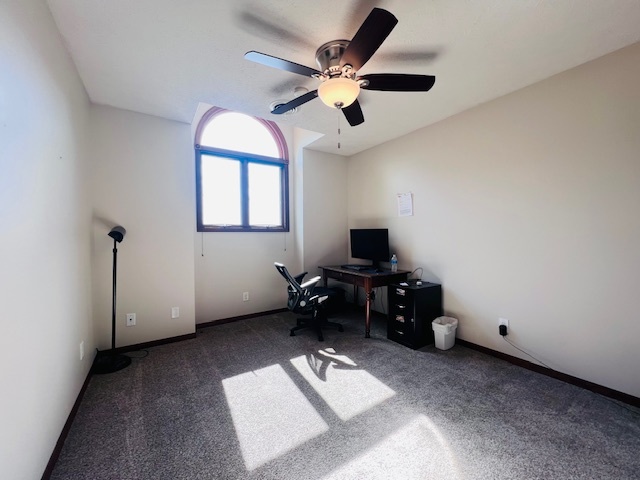 7705 Lakewood Road, Weldon, IL 61882