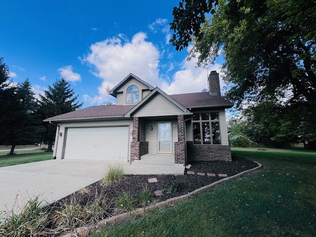 7705 Lakewood Road, Weldon, IL 61882