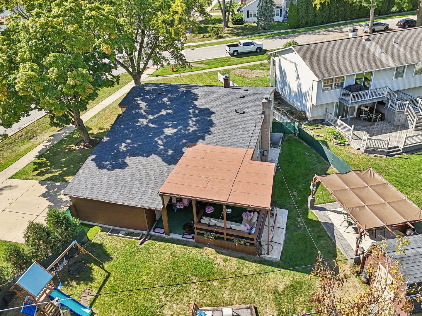 122 W HELEN Road, Palatine, IL 60067