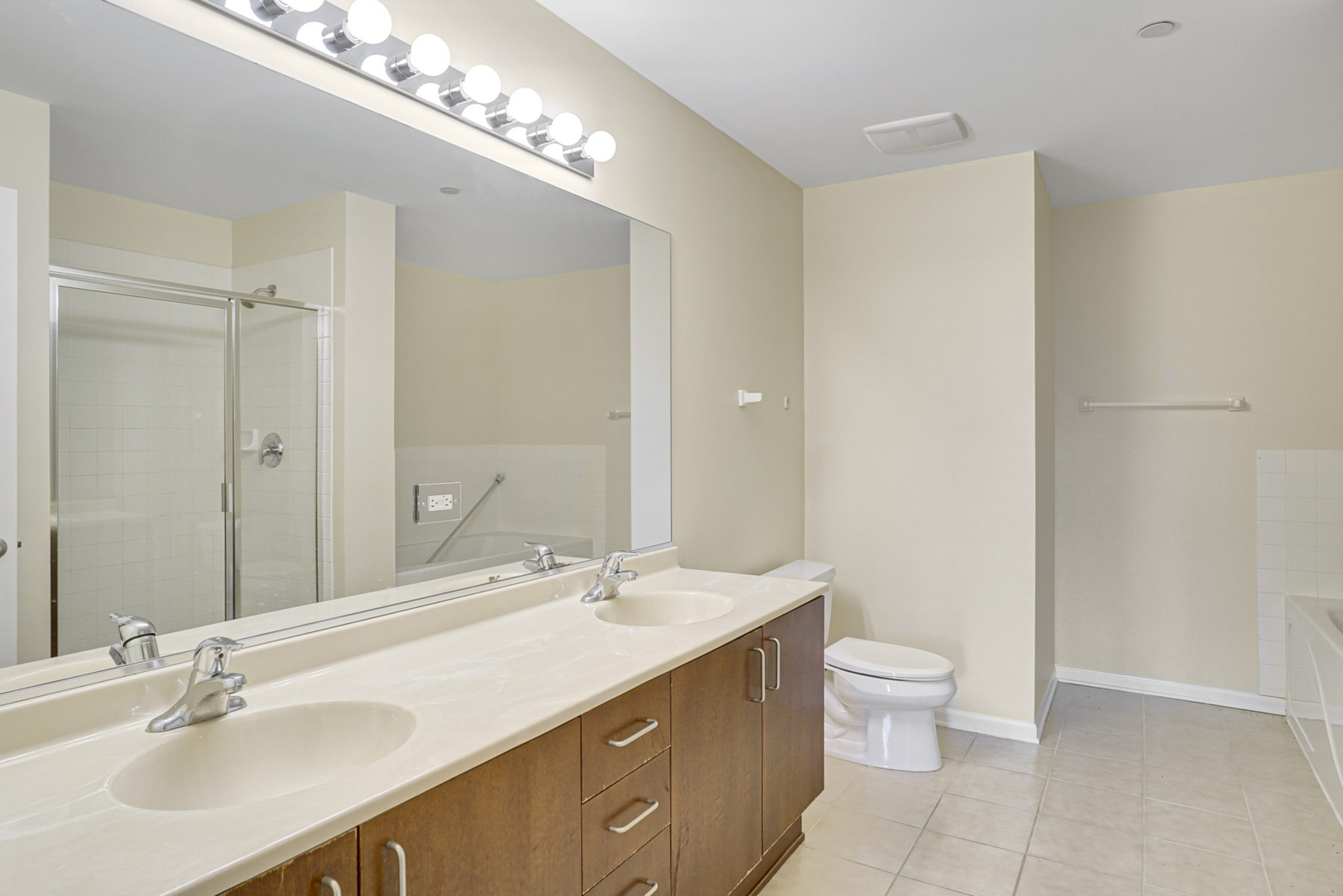 5100 W 96th Street #524, Oak Lawn, IL 60453