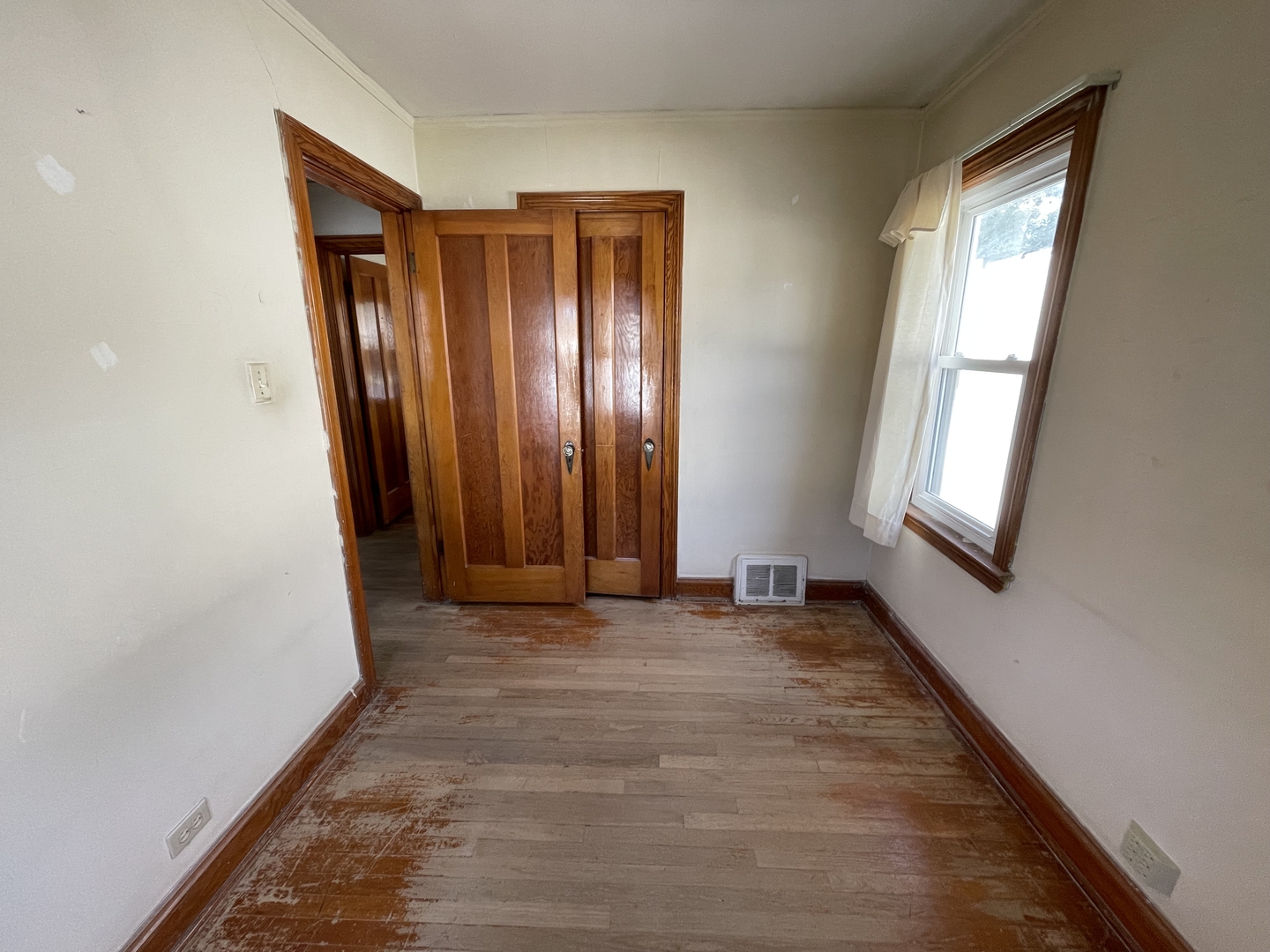 10643 S TROY Street, Chicago, IL 60655