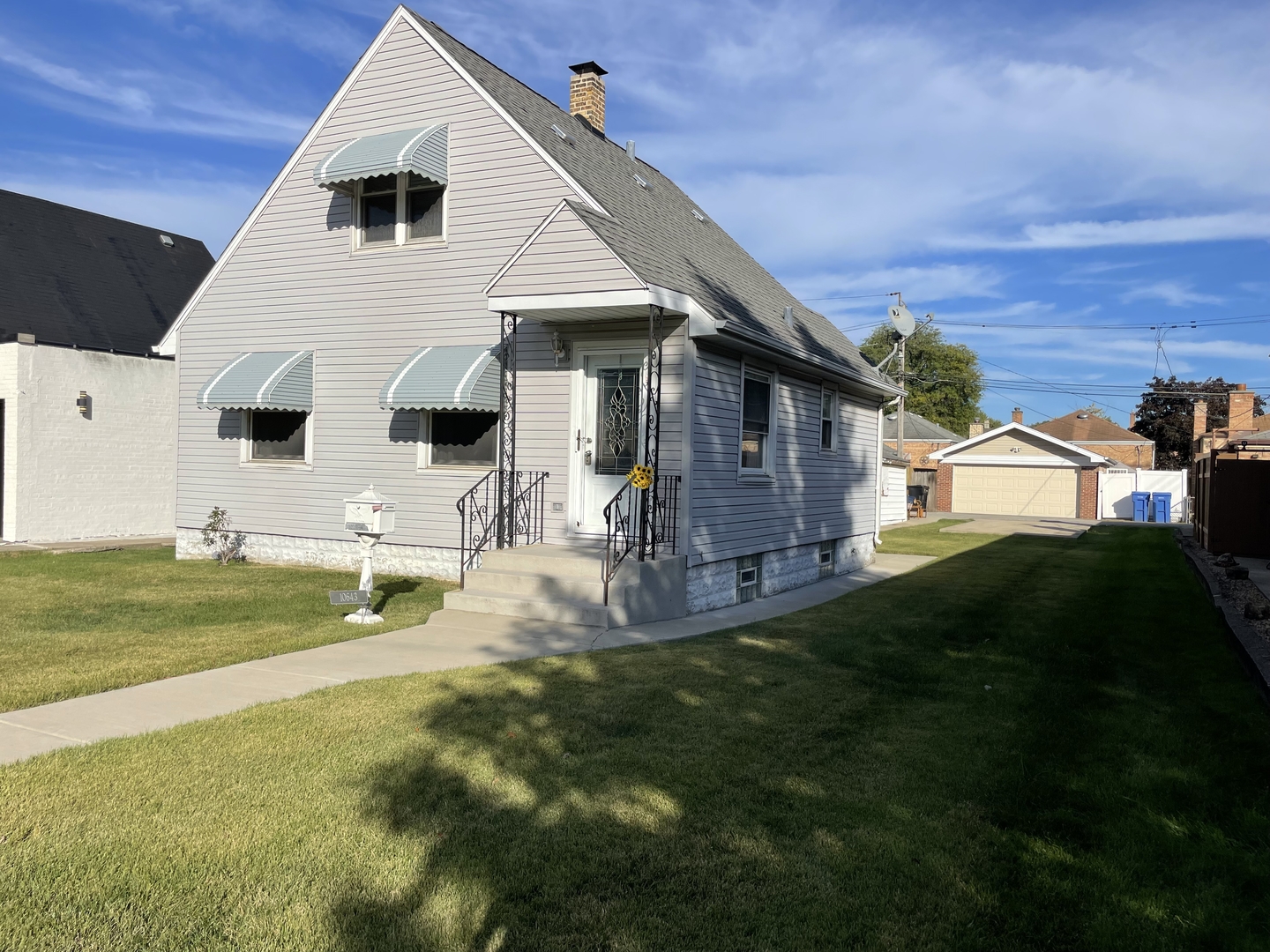 10643 S TROY Street, Chicago, IL 60655