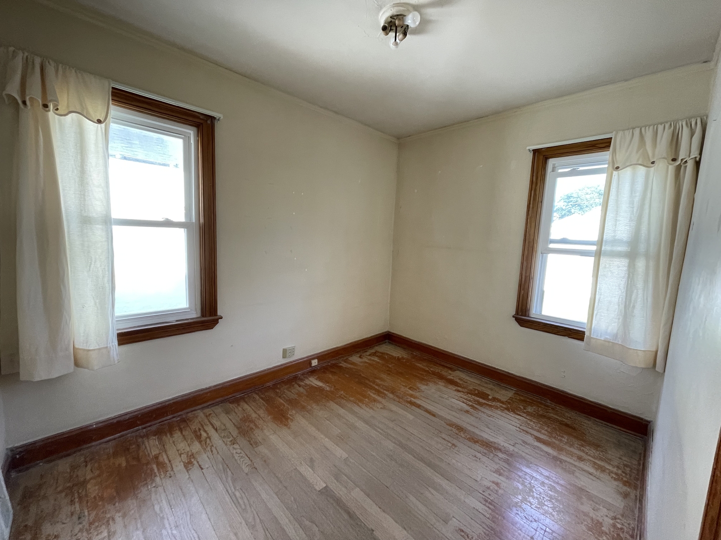 10643 S TROY Street, Chicago, IL 60655