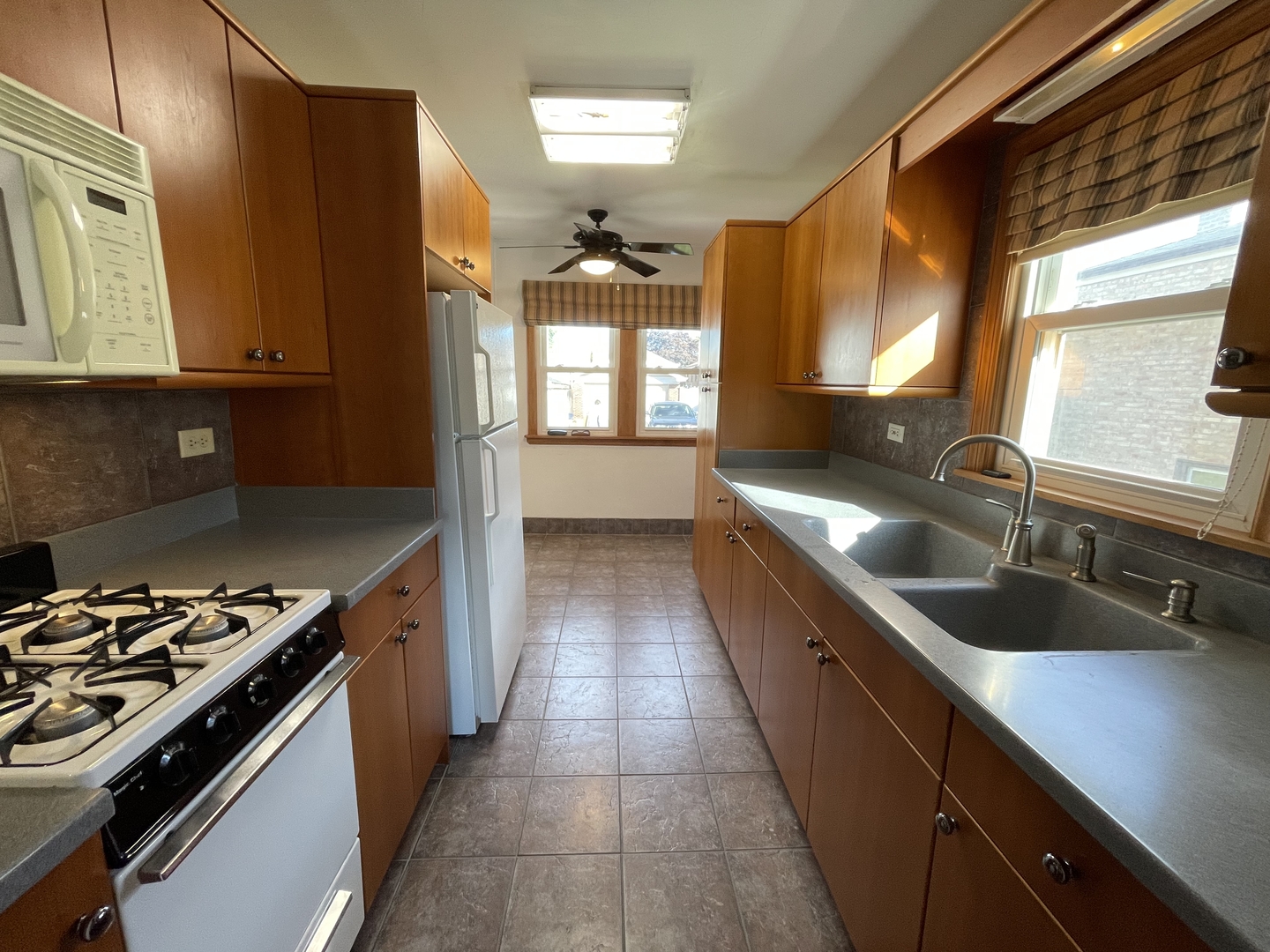 10643 S TROY Street, Chicago, IL 60655