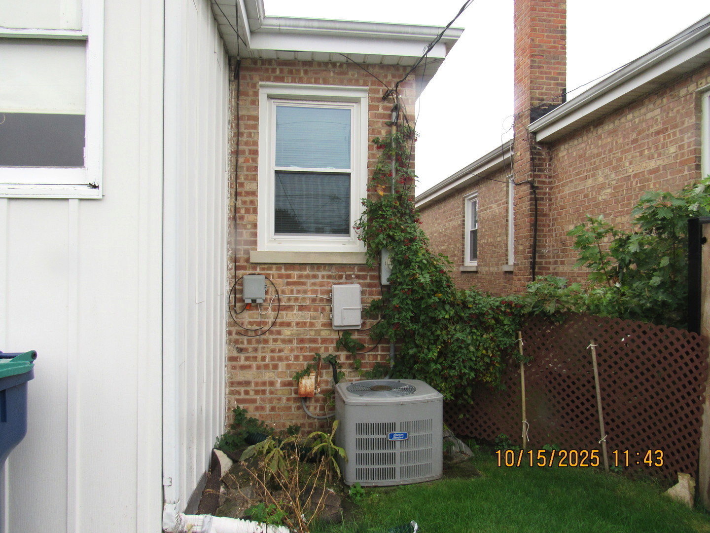 3148 W 102nd Street, Evergreen Park, IL 60805