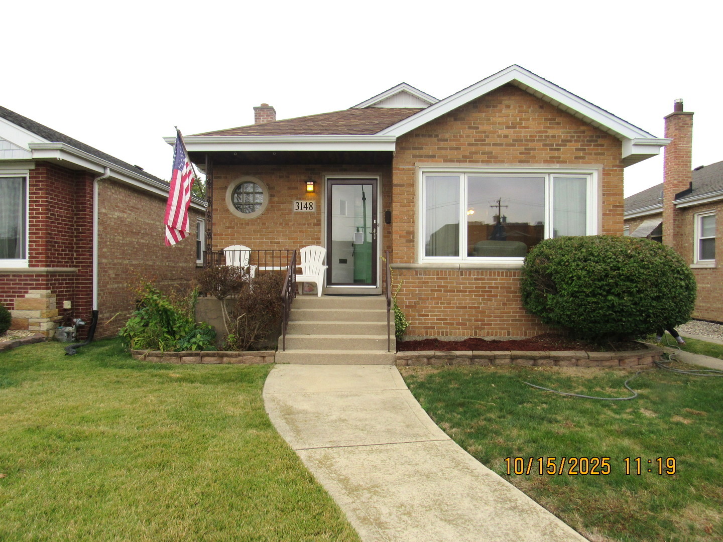 3148 W 102nd Street, Evergreen Park, IL 60805