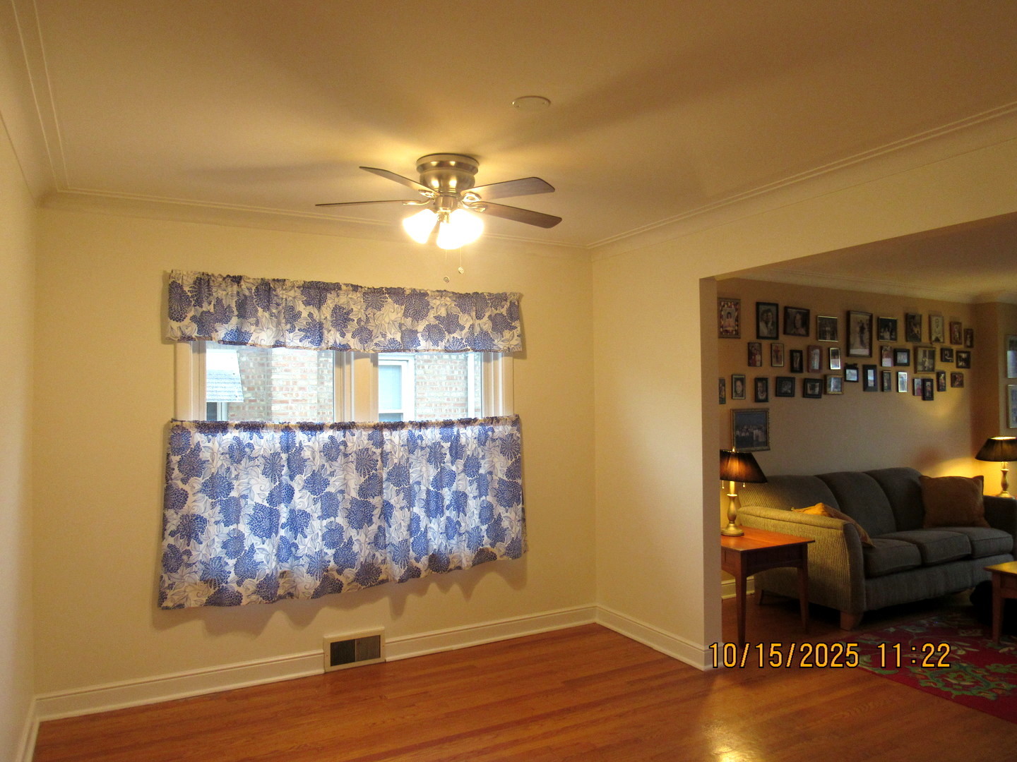3148 W 102nd Street, Evergreen Park, IL 60805